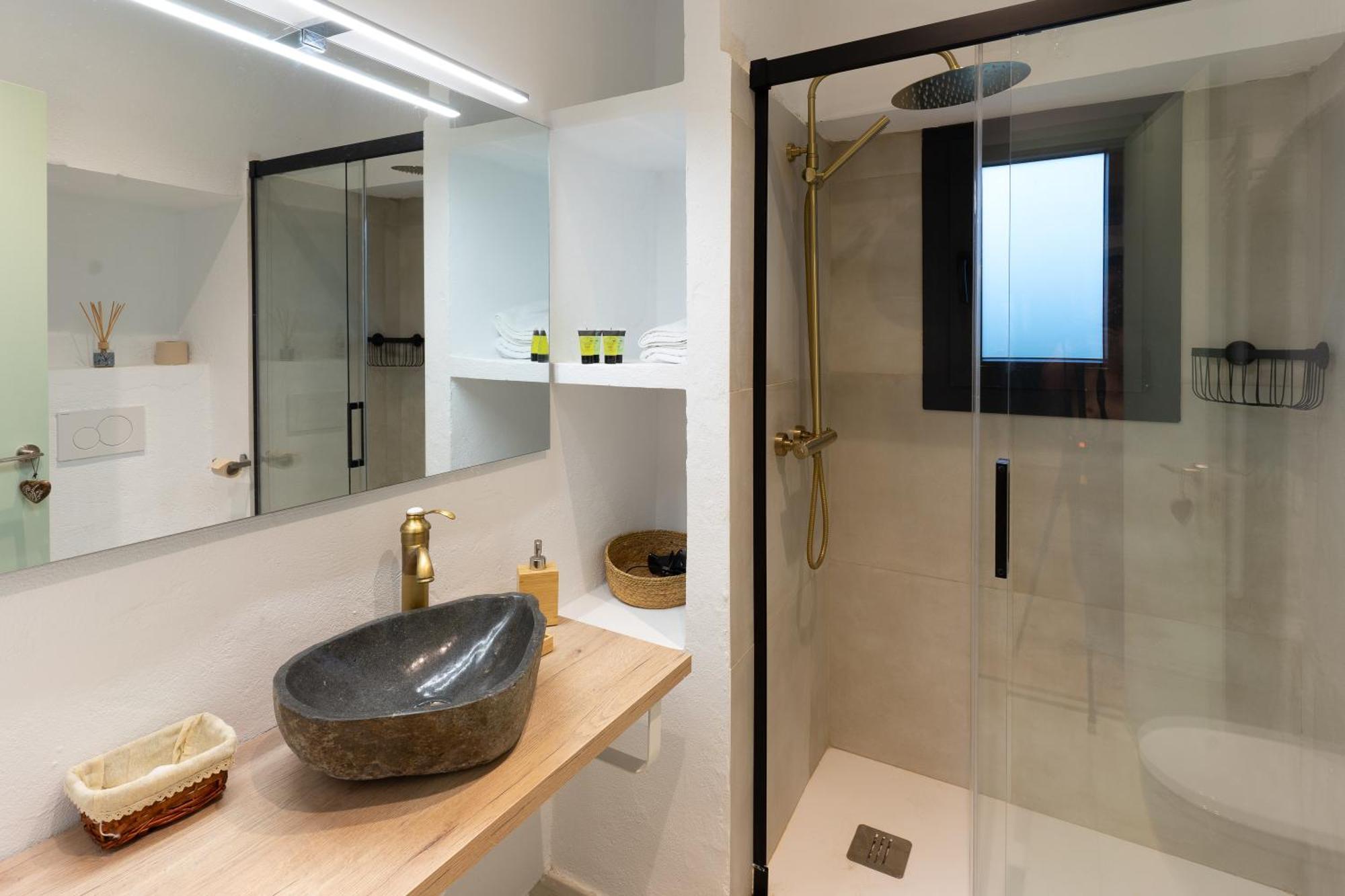 Torroella de Montgrí Empordanna, Apartamento Con Encanto En El Corazon Del Emporda מראה חיצוני תמונה